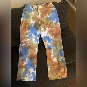 Loose fit jeans fashion nova brand new with tags.